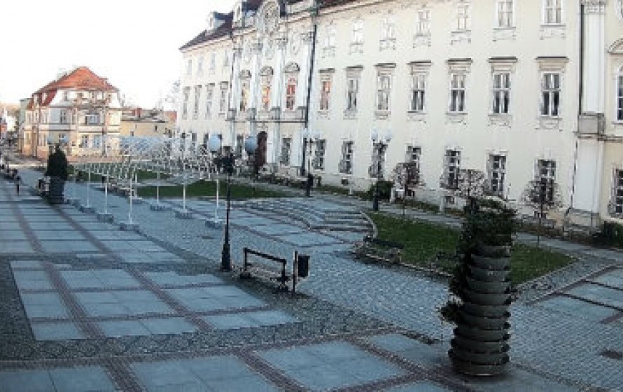 Jelenia Góra-Cieplice, Plac Piastowski