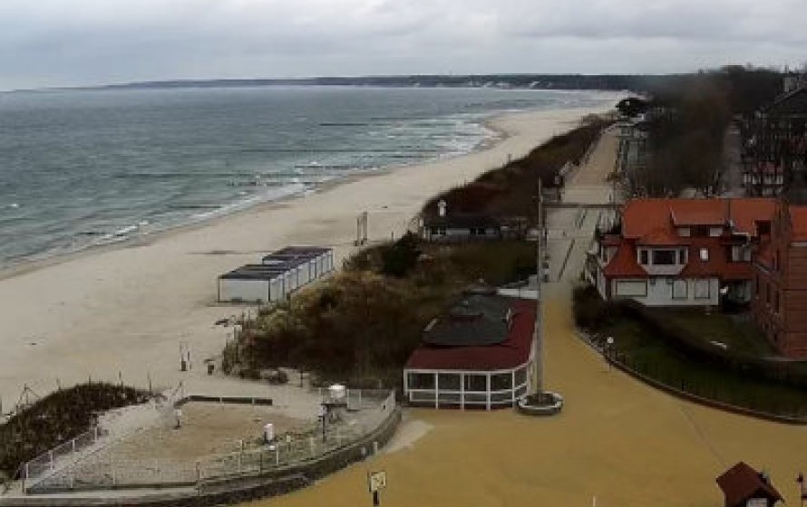 Ustka-plaża i port